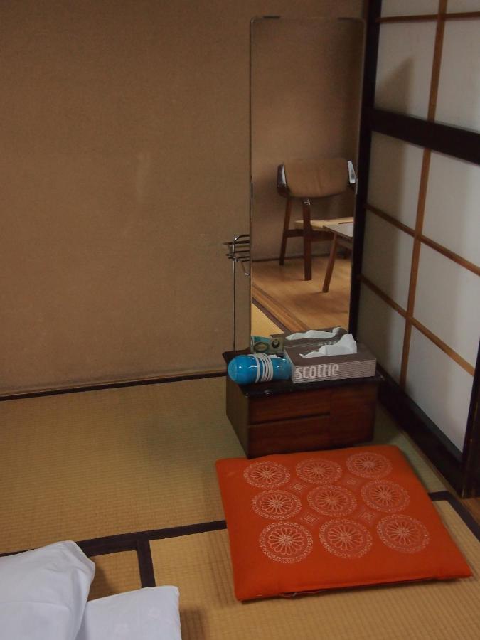 Ishiba Ryokan Hirosaki Rum bild